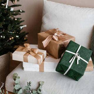 8 Gift Ideas For Wellness Warriors - Aleenta BARRE